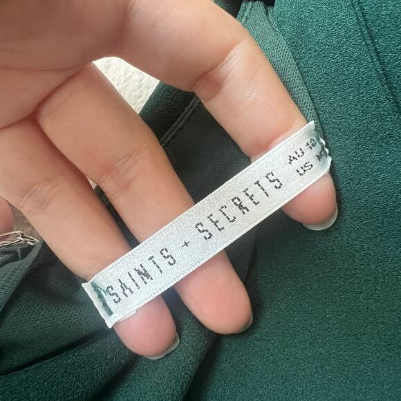 Saints + Secrets Emerald Green Asymmetrical One Shoulder Bow Dress Size M - Picture 4 of 5